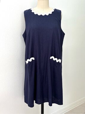 Sail to Sable Navy Blue Shift Dress NWT
Sleeveless White Ric Rac Trim L